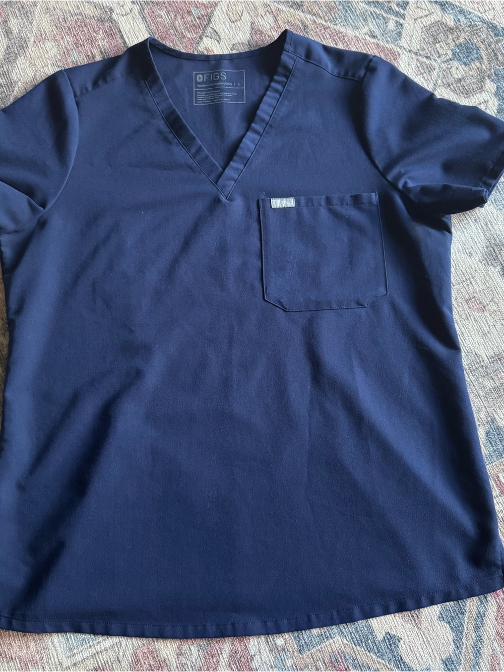 FIGS Catarina One-Pocket Scrub Top Navy Blue Size L